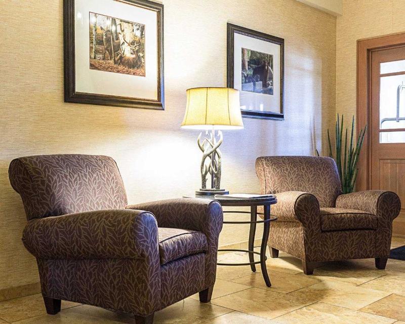 Mainstay Suites Уиллистон Экстерьер фото